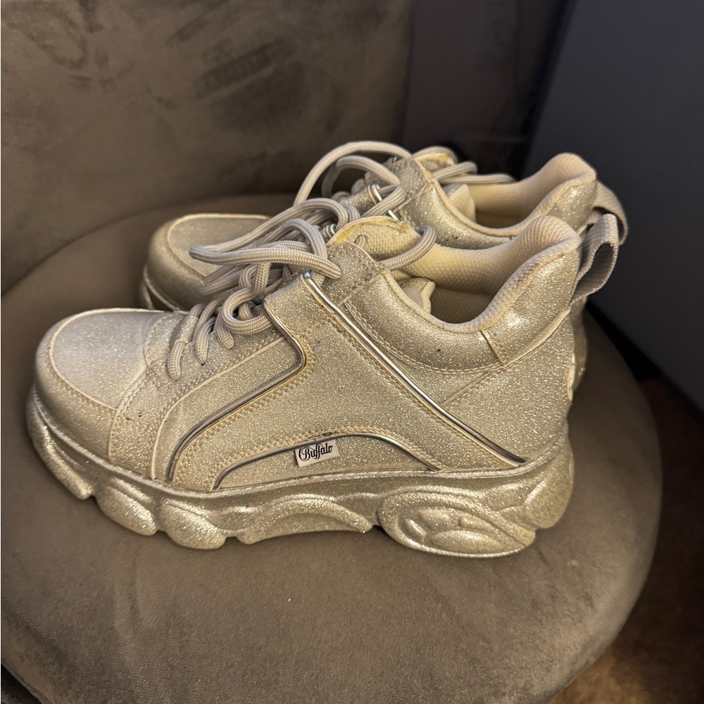 Buffalo David Bitton Metallic Platform Sneakers